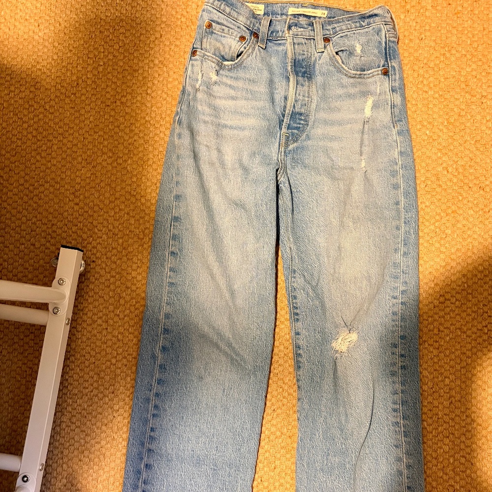 Levi's Premium - Ribcage Straight Ankle - Size 24